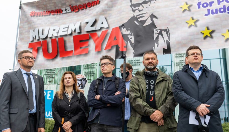 Protest sędziów przed Sądem Najwyższym w Warszawie.