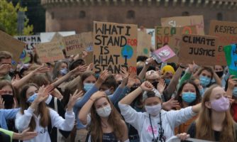 Protest Młodzieżowego Strajku Klimatycznego w Krakowie, 25 września 2019.