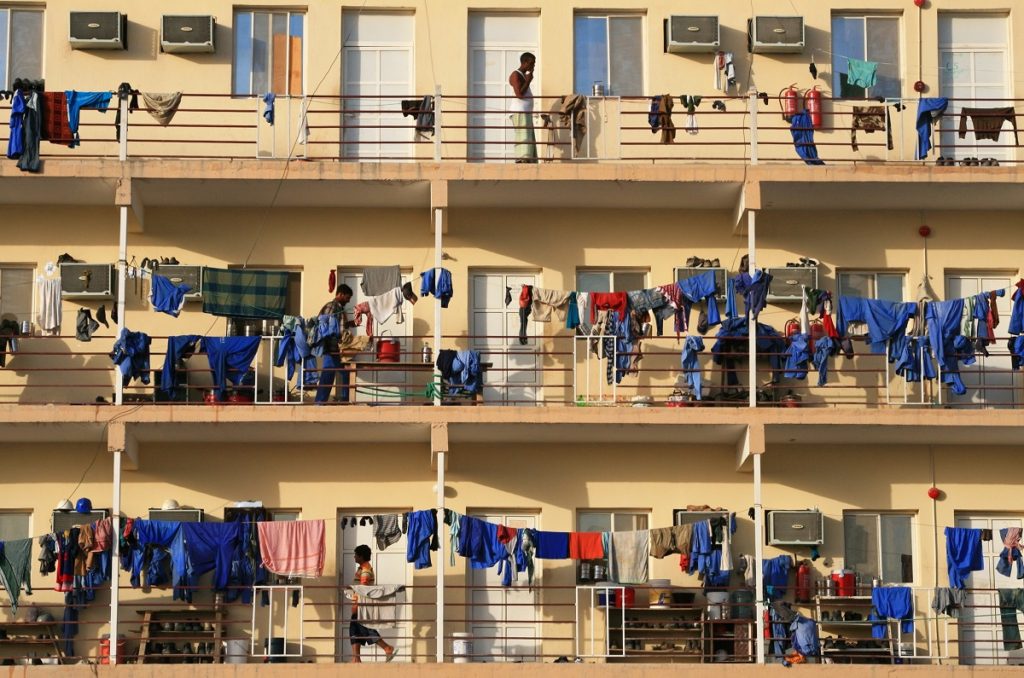 Doha - budynek mieszkalny dla pracowników-migrantów.