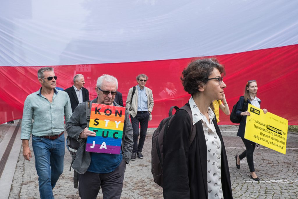 „Wolne Sądy”, protest przed Sądem Najwyższym przeciwko odwołaniu legalnej prezes SN, Warszawa 4 lipca 2018 