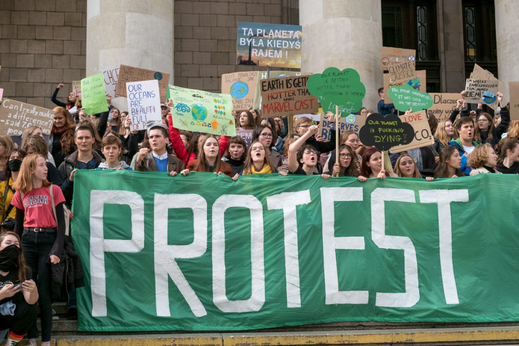 „Protest Tysięcy Miast” zorganizowany w „piątek dla klimatu”, Młodzieżowy Strajk Klimatyczny, Warszawa 20 września 2019