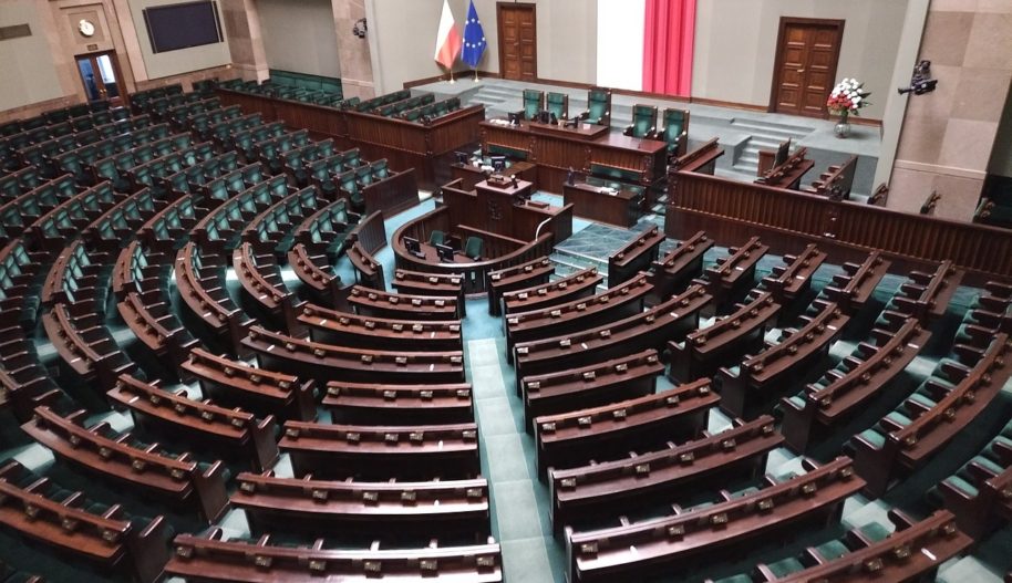 Sala posiedzeń polskiego sejmu.