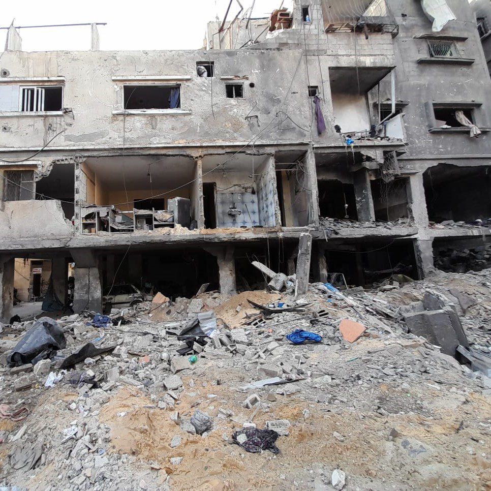 Zniszczenia domu rodziny Abu Mu’eileq.